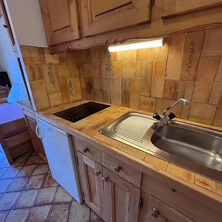 דירה Cret Du Midi, Chez Francine *